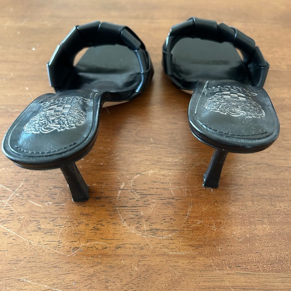 Vince Camuto kitten heel mule/sandal - Picture 5 of 7